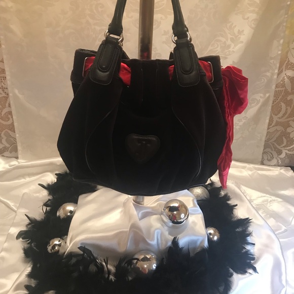 Rare gorgeous ✨vintage y2k black velvet and red satin purse ♥️ - Picture 9 of 14